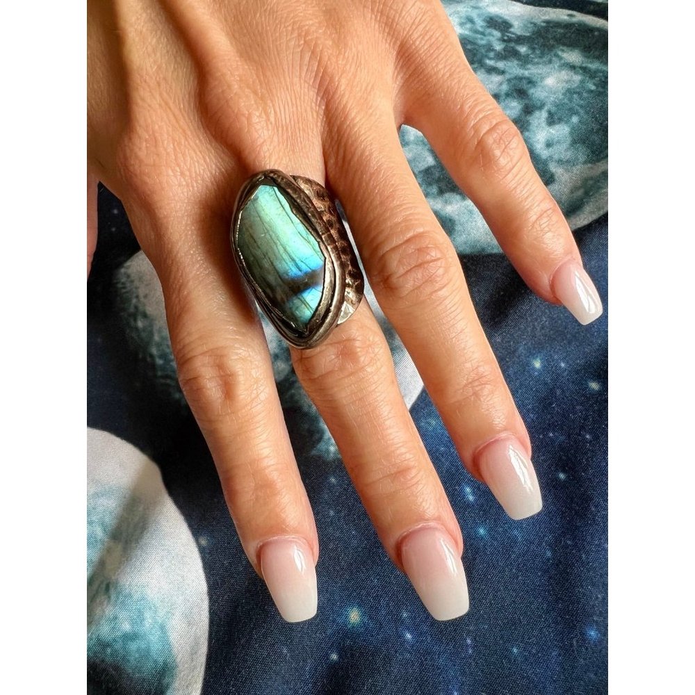 Dragons Eye FLASH Labradorite Ring 6, 6.5, 7, 7.5, 8 - Picture 3 of 8